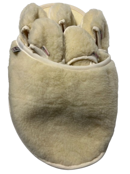 Sada pantoflí pro hosty z Merino vlny přírodní