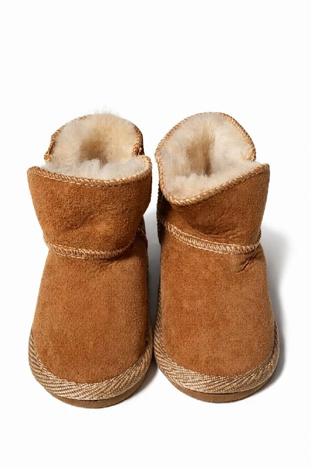 Dětské kožene botičky s podrážkou