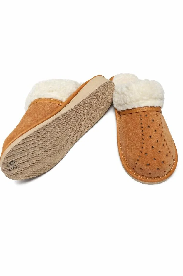 Dámské kožené dírkované papuče s ovčí vlnou