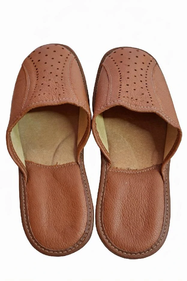  Luxusní pánské pantofle letní hnědé