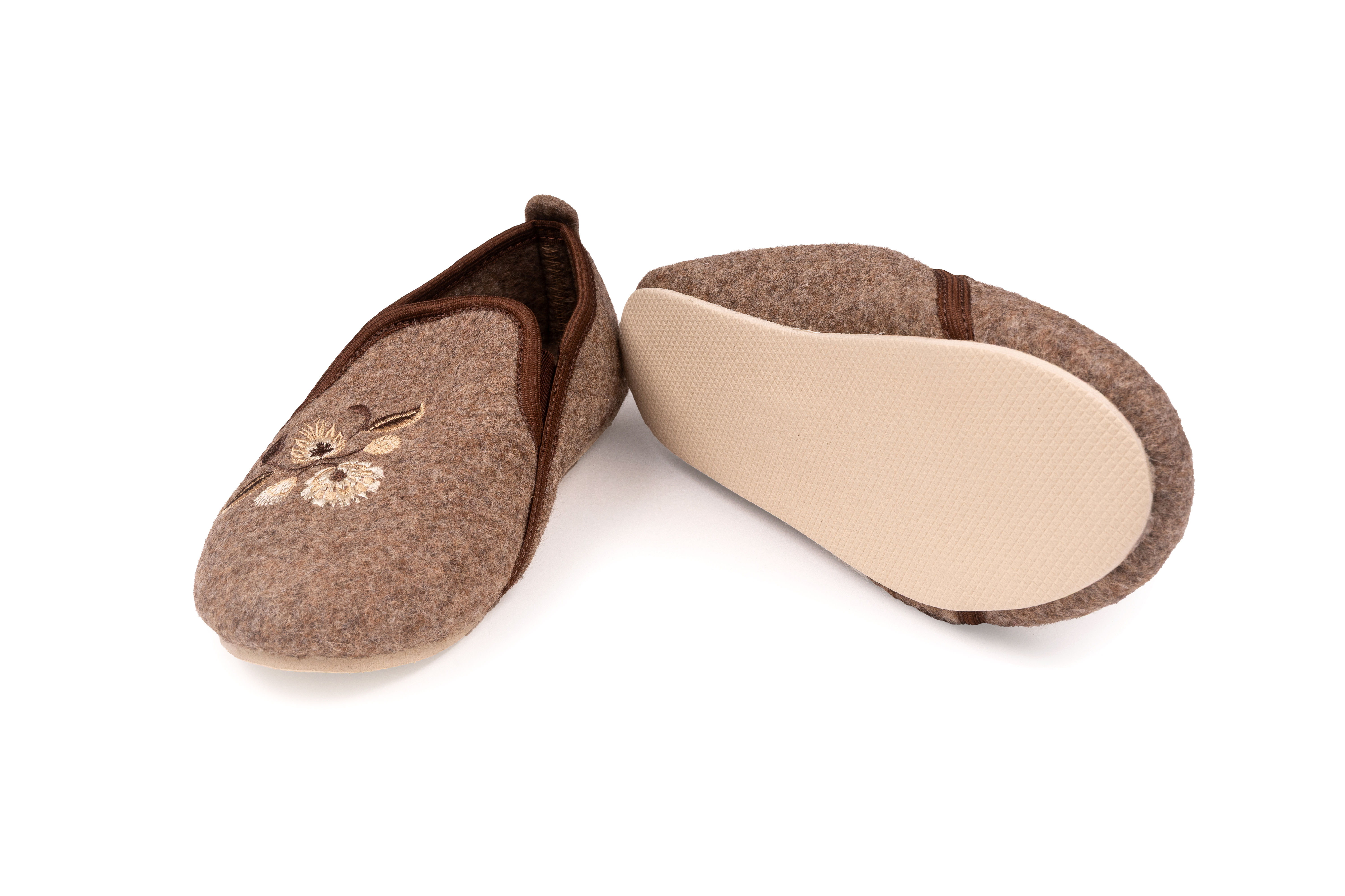 Filcové  dámské pantofle s patou Cappucino