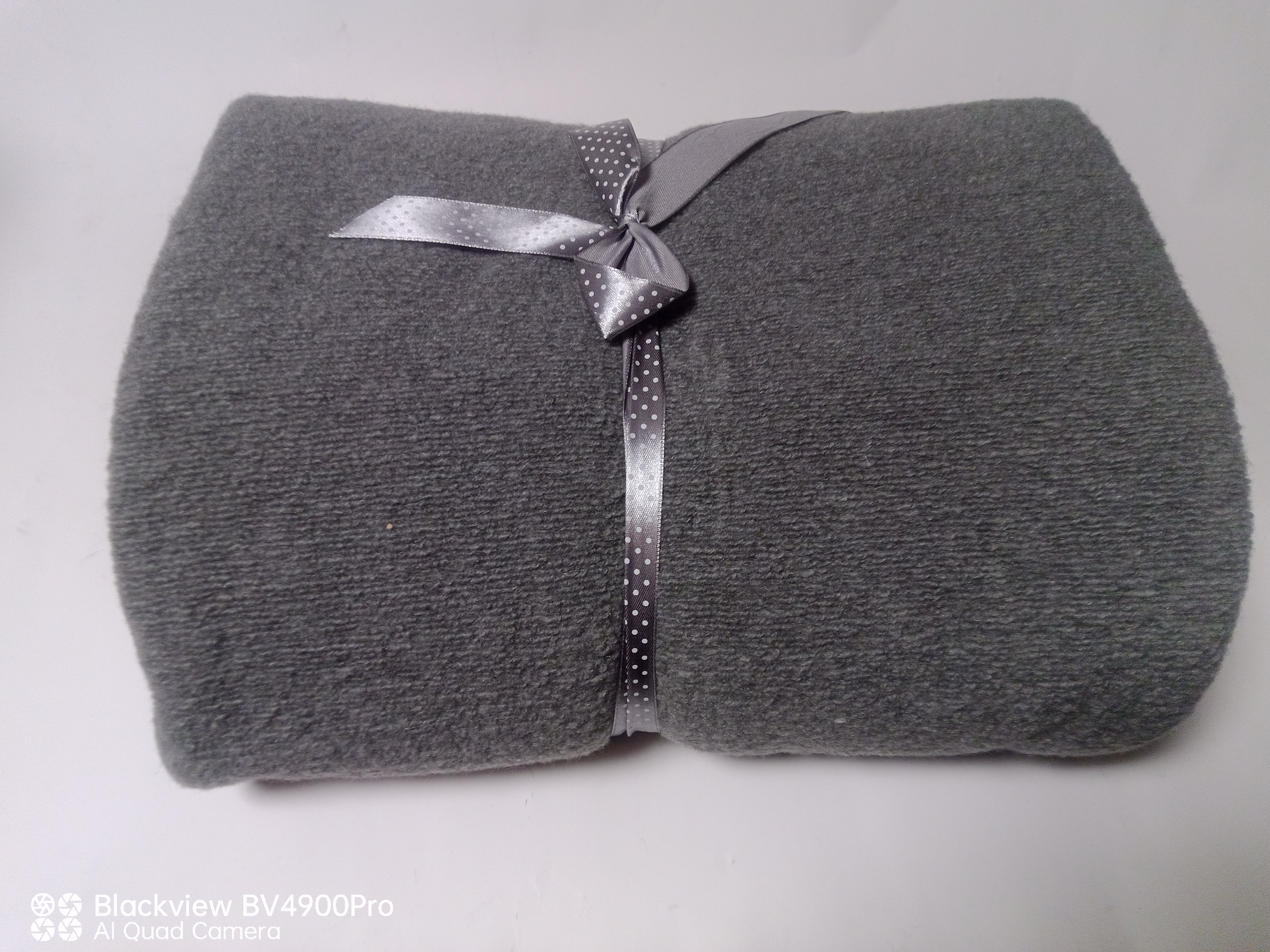 Elegantní vlněná deka LANA COTTA