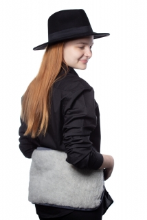 Ledvinový oboustranný pás se sponou